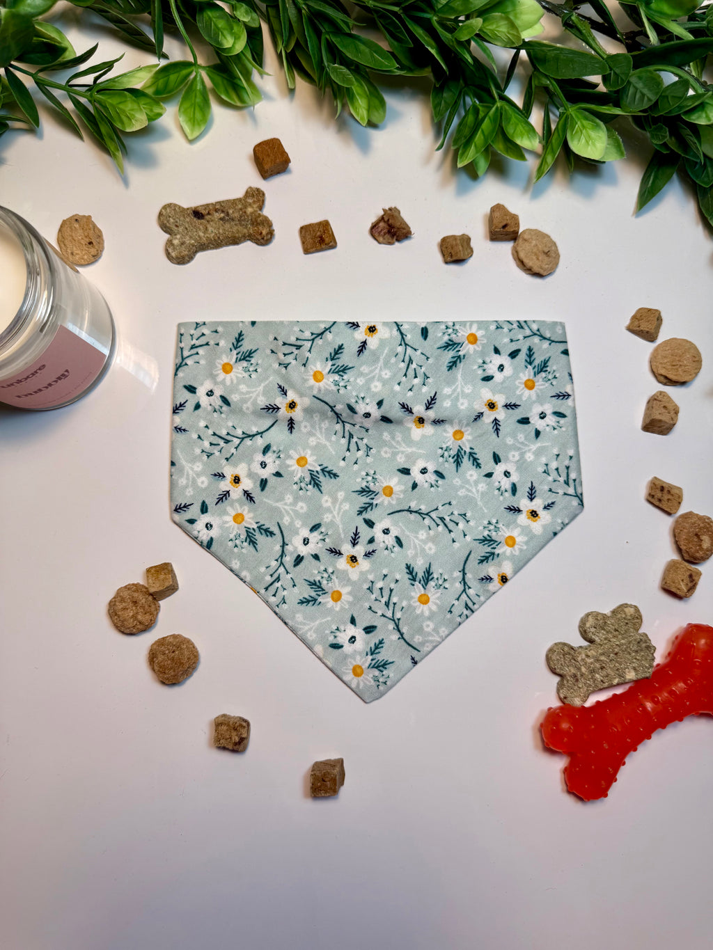 Daisy Meadow Bandana